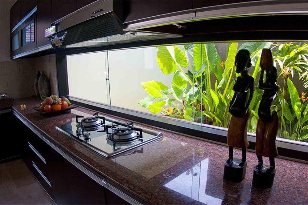 M Two Villas Seminyak ภายนอก รูปภาพ