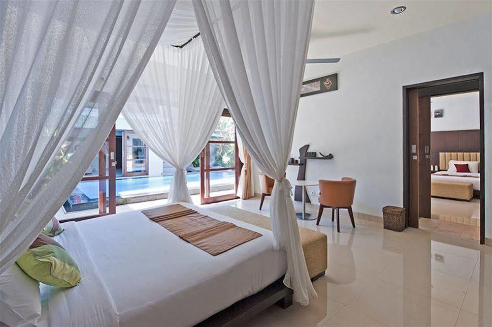 M Two Villas Seminyak ภายนอก รูปภาพ